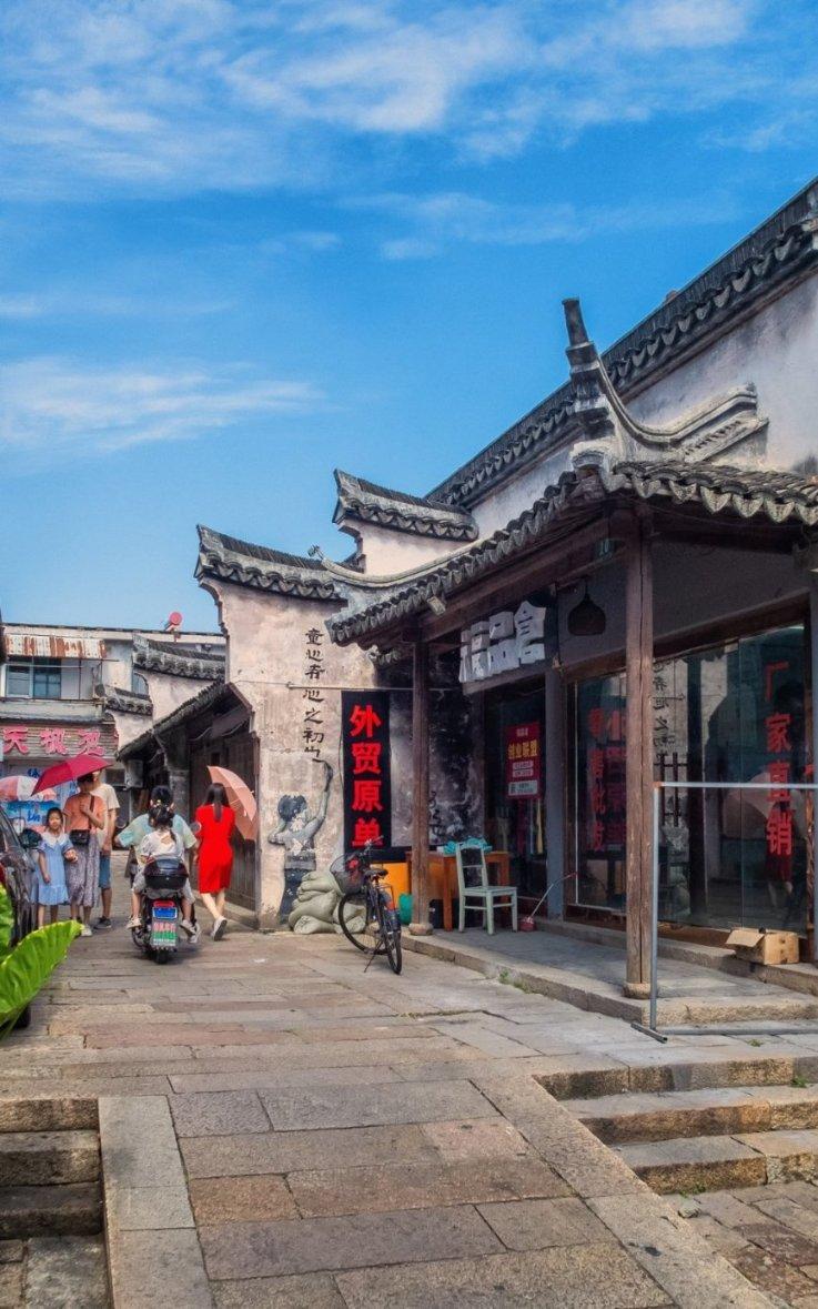瓷砖上的油漆怎么去除,专业问答网站,一站式解答您的疑问